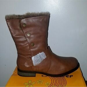 Brown Fur-Lined Boots